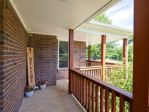 4th image of 8539 Campground Rd