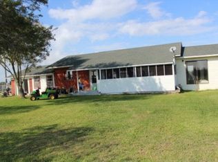 2373 County Road 305, Port Lavaca, TX 77979