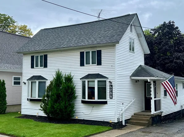 4088 Pleasant St, Metamora, MI 48455