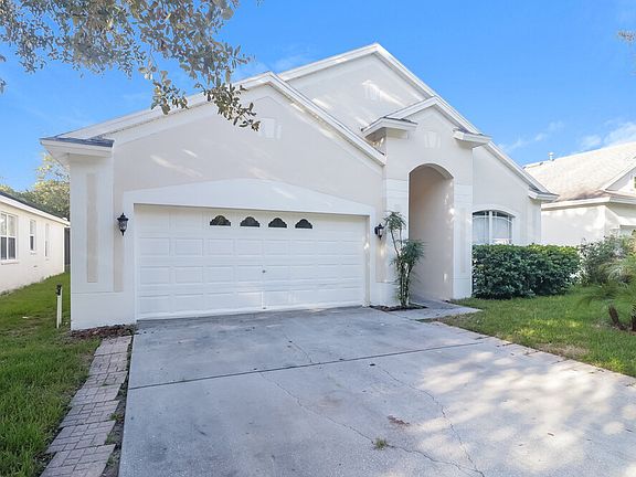 3rd image of 2521 Deer Forest Dr