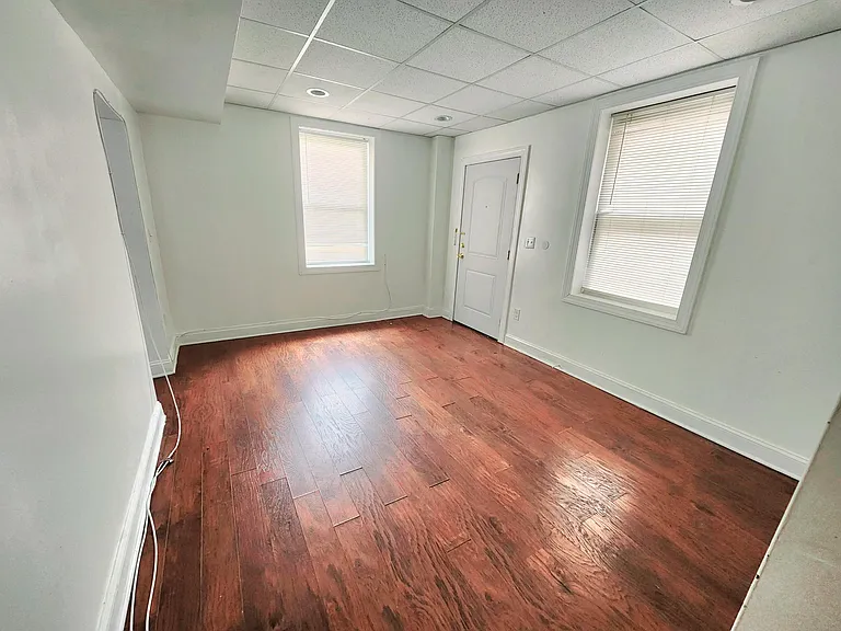 280 Washington Ave #5 — Photo 5