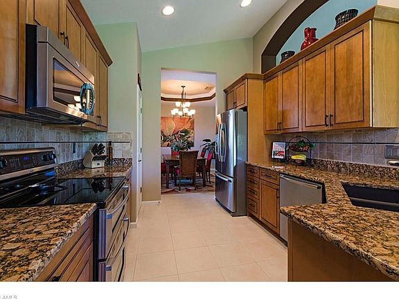 5th image of 6852 Ascot Dr #202