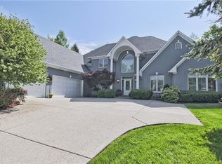 9968 Springstone Rd, McCordsville, IN 46055