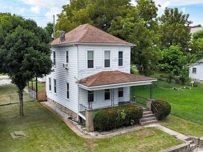 708 S 2nd St, De Soto, MO, 63020