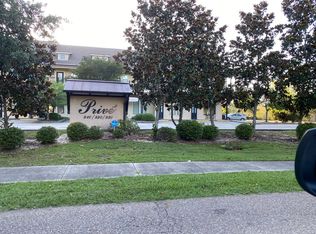 810 Lafitte St APT 105, Mandeville, LA 70448