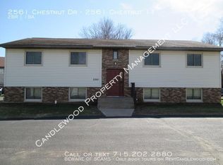 2561 Chestnut Dr APT 11, Plover, WI 54467