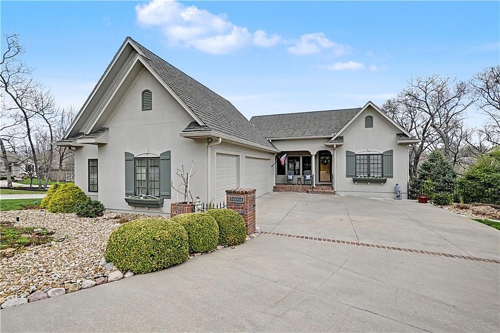 16661 S Country Club Dr