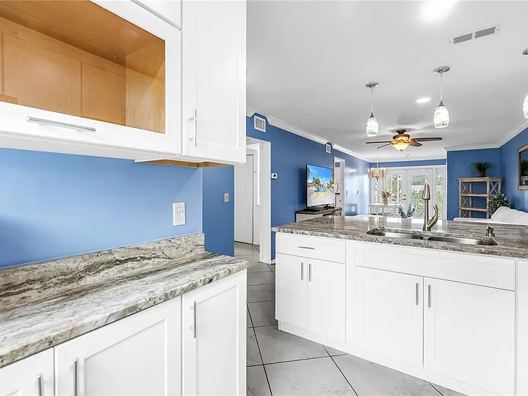 9224 Mission Oaks Blvd — Photo 12