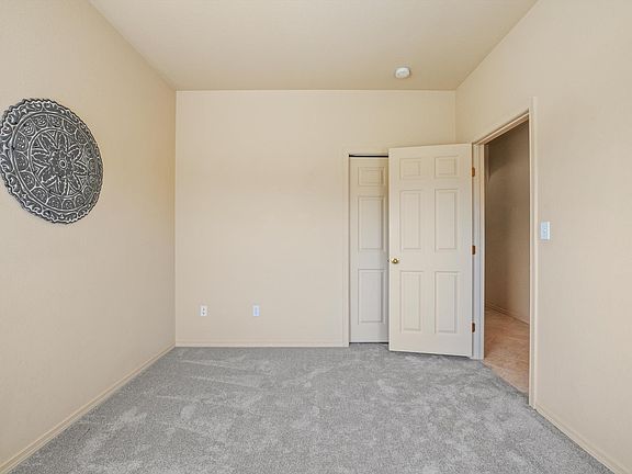 5th image of 9723 Mia Ln