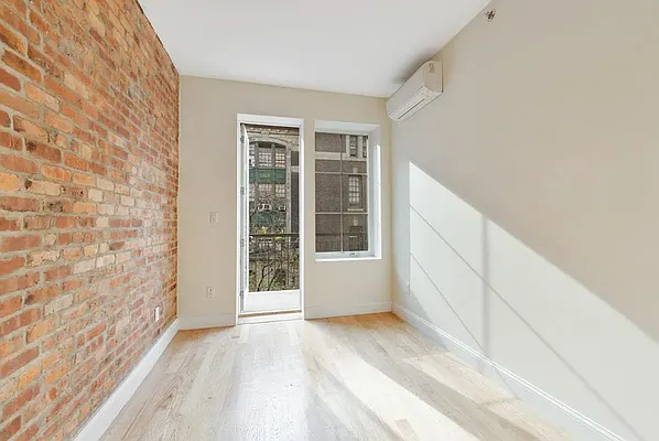 Rented by REAL New York | media 13