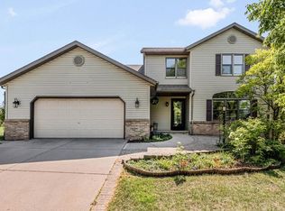 721 Overlook Terrace, Deforest, WI 53532