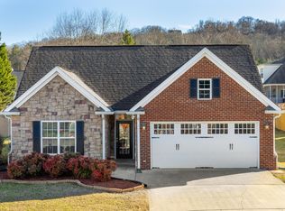 7070 Ely Ford Pl, Hixson, TN 37343