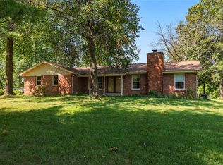 536 Knaust Rd, Saint Peters, MO 63376