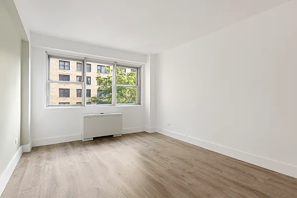 Sold by Compass | media 8