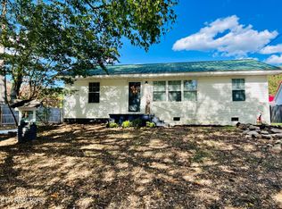 409 River Dr, La Follette, TN 37766
