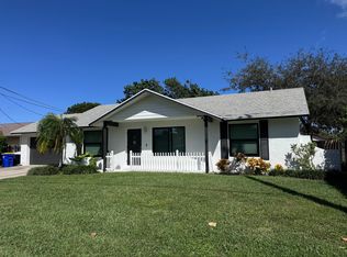 19741 SE County Line Rd, Jupiter, FL 33469