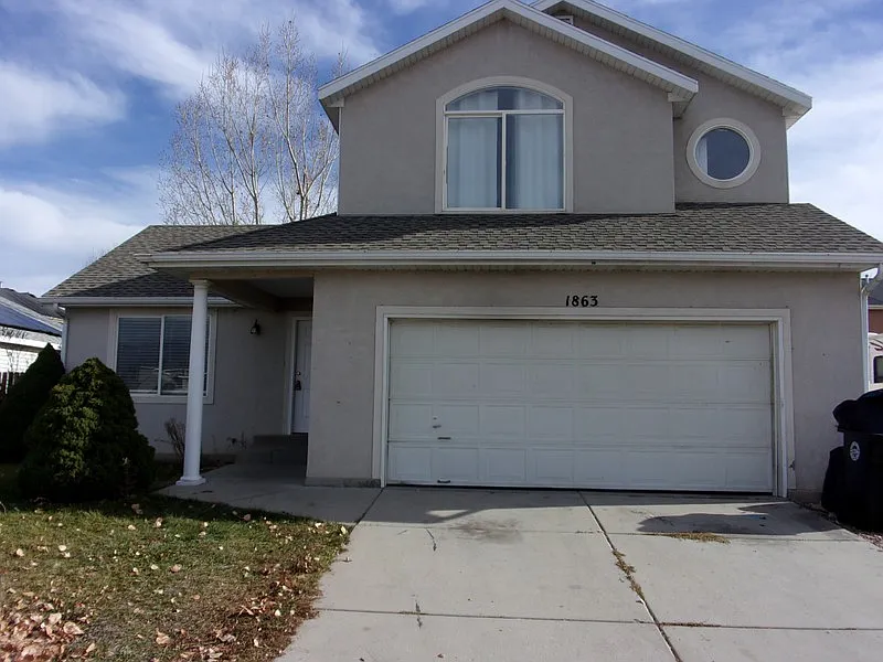 1863 Twilight Ln