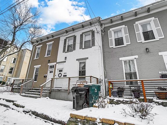 3rd image of 2813 W 8th St