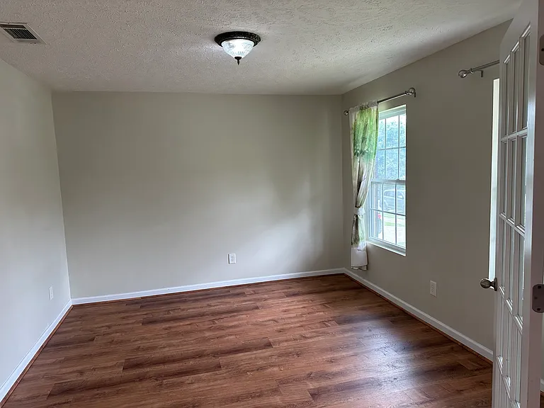 1016 Fulman Rd — Photo 10