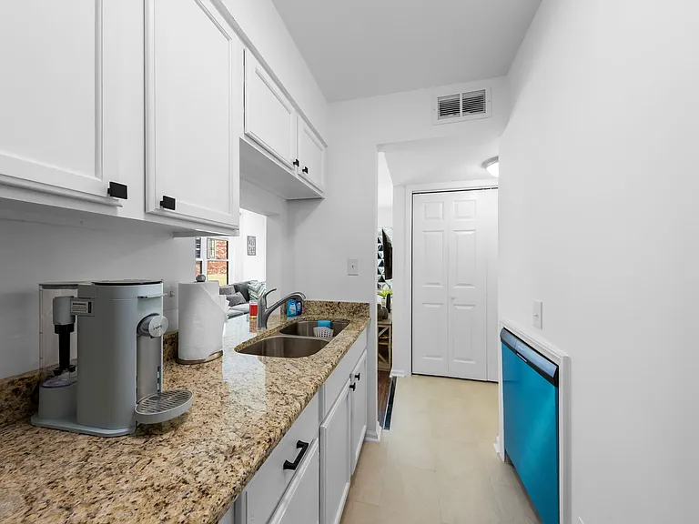 7903 Impala Ln — Photo 14