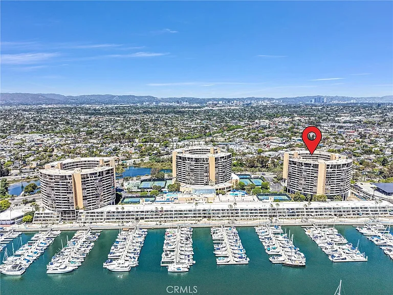 4337 Marina City Dr #141 — Photo 35