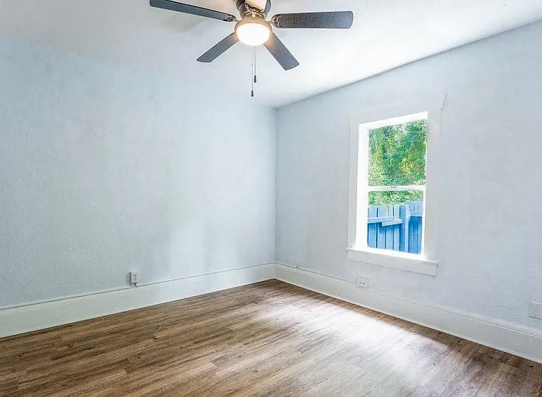912 E Carolina Ave — Photo 16