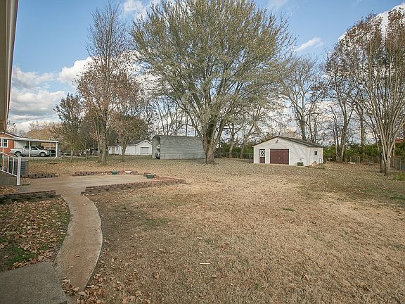 4th image of 5530 Jernigan Ln