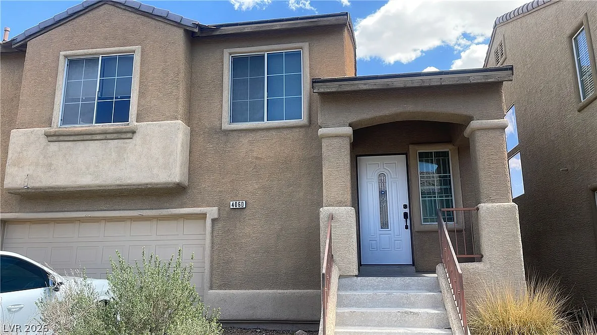 3 bed, 2.5 bath, 1803 sqft, $1,895 — Photo 1
