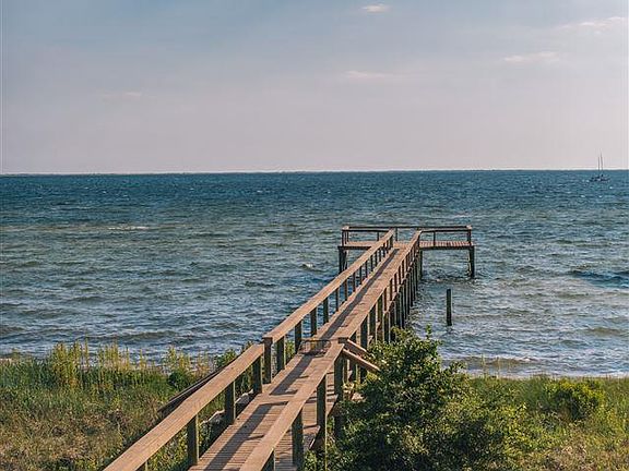 4th image of 345 Deer Point Dr