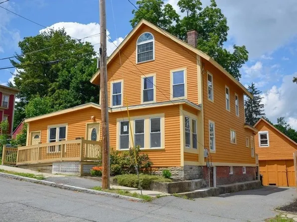 56 Orange St, Fitchburg, MA 01420