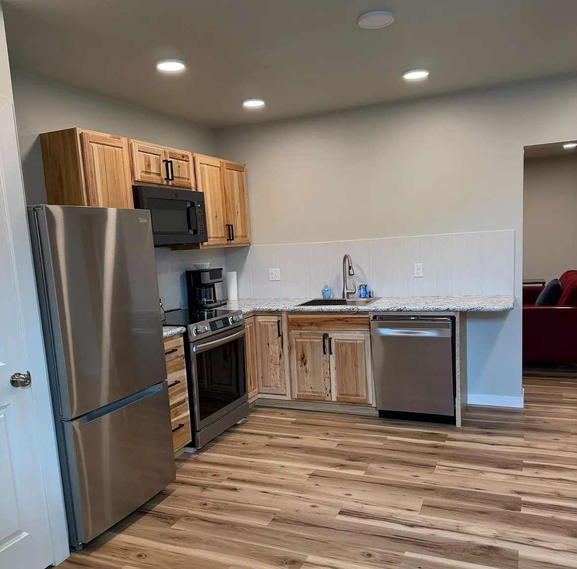 2 bed, 1100 sqft, $3,000 — Photo 1
