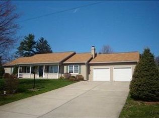 2310 Sunshine Ave, Johnstown, PA 15905