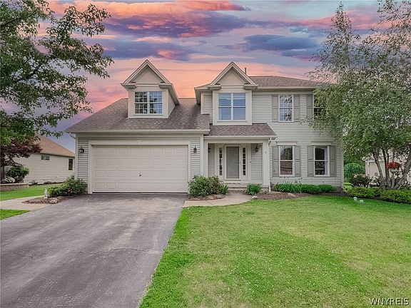 2nd image of 8 Sunset Creek Dr
