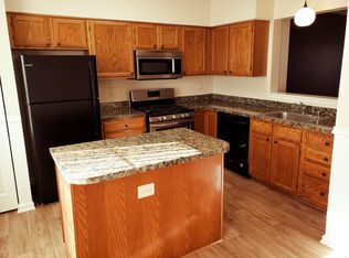 8 Gunfalls Garth, Baltimore, MD 21236