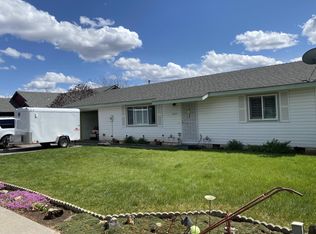 2422 SW Fissure Loop, Redmond, OR 97756