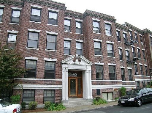 1st image of 110 Lanark Rd APT 5