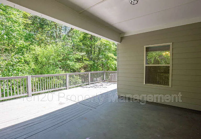 7272 Sorrel Dr — Photo 2