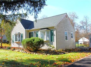 18 Oakleigh Dr, Brunswick, OH 44212