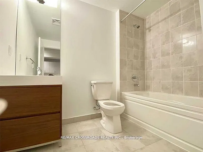 1709 Bur Oak Ave #307 — Photo 9