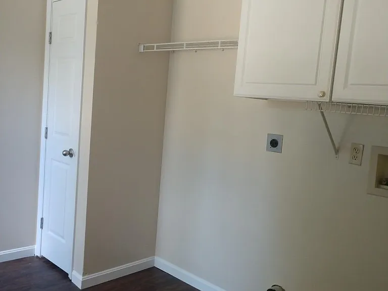 2704 Fister Place Blvd — Photo 15