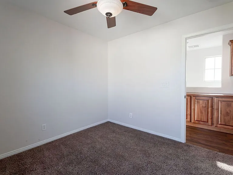 4793 Hampstead Heath Ct — Photo 28