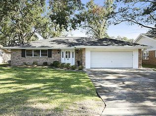 10005 Suzanne Dr, River Ridge, LA 70123