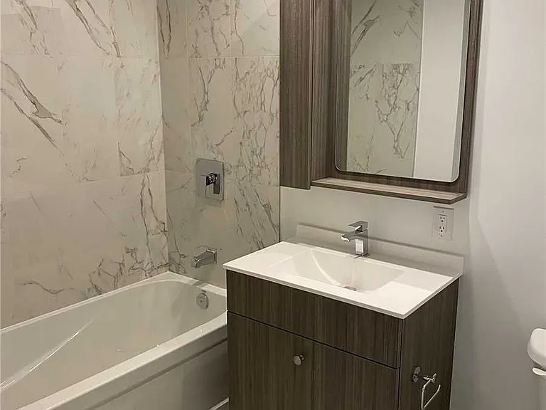 75 Canterbury Pl #2807 — Photo 15