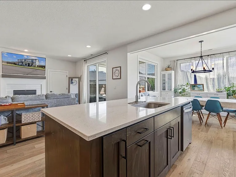 1008 NE Whistle Way — Photo 22