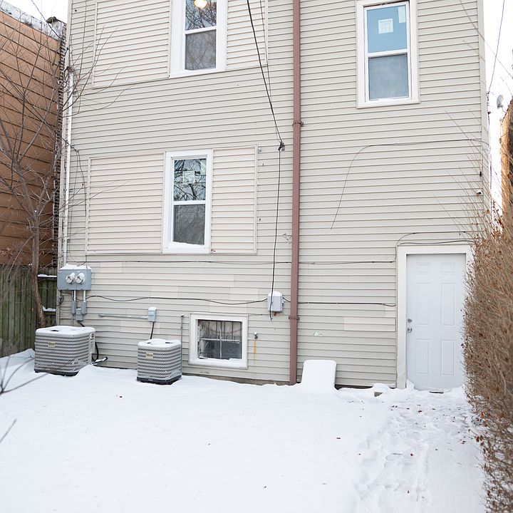 2nd image of 1429 N Linder Ave