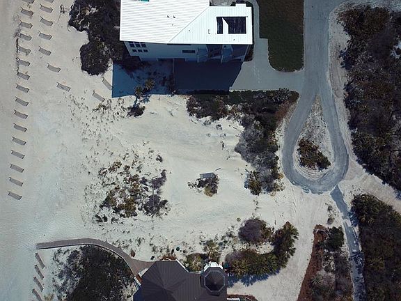 3rd image of 1720 Kumquat Ct.
