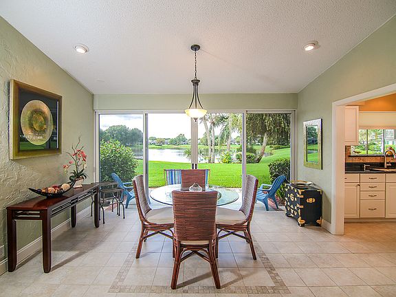 5th image of 2637 SW Westlake Cir