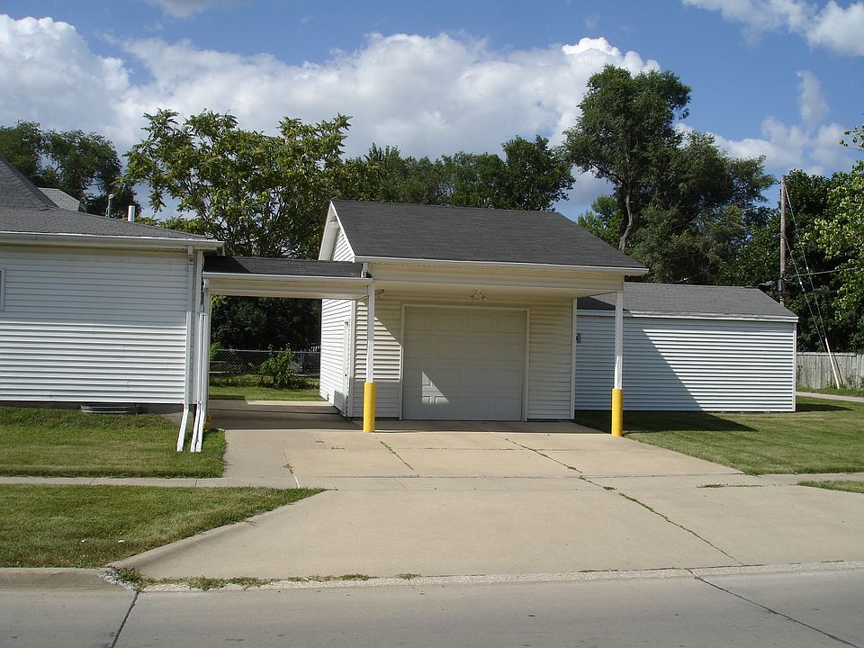 2nd image of 501 5th St