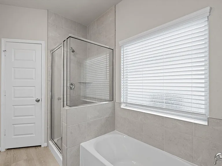 5308 Cj Walker Ln — Photo 13