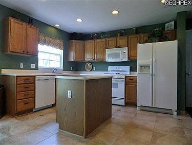 4th image of 5987 Triple Crown Dr